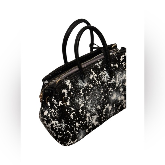 Black Splatter Vegan Leather Handbag w/ Rock N’ Roll Patches - Picture 4 of 11
